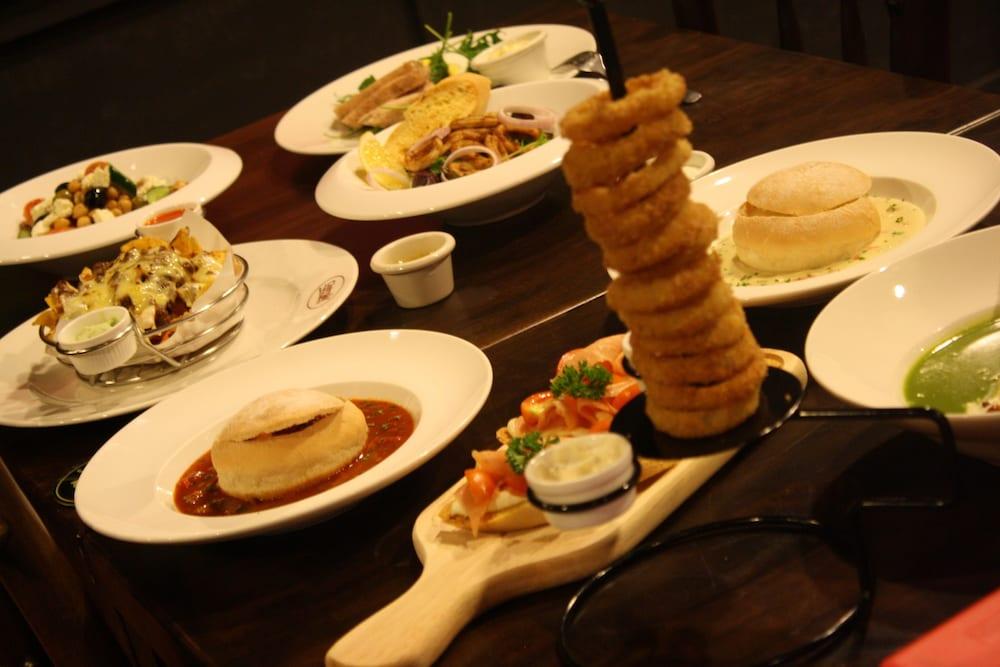 Legallery Suites Hotel Bandar Seri Begawan Buitenkant foto
