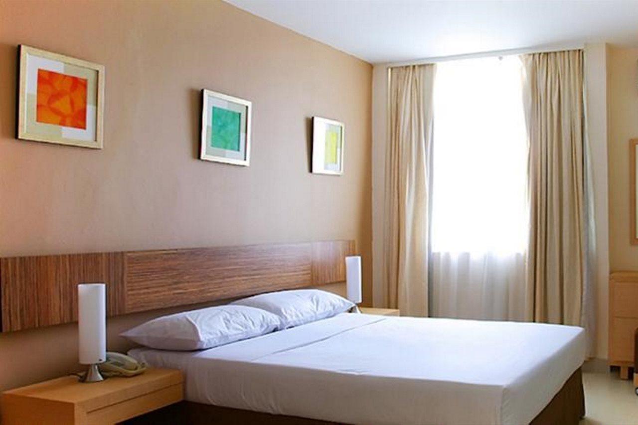 Legallery Suites Hotel Bandar Seri Begawan Buitenkant foto