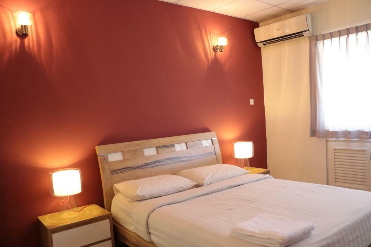 Legallery Suites Hotel Bandar Seri Begawan Buitenkant foto