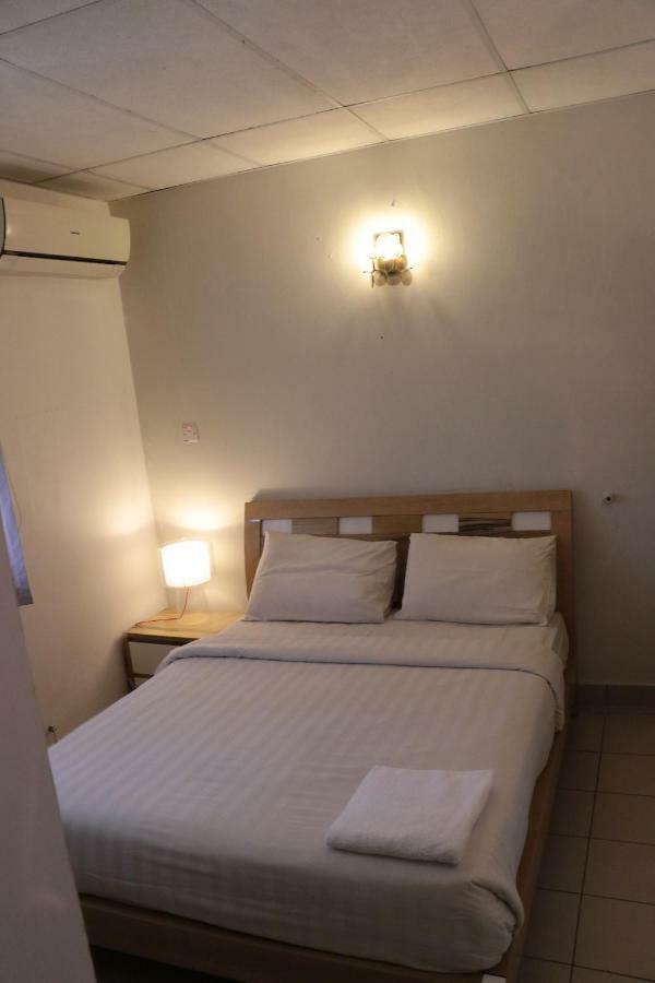 Legallery Suites Hotel Bandar Seri Begawan Buitenkant foto