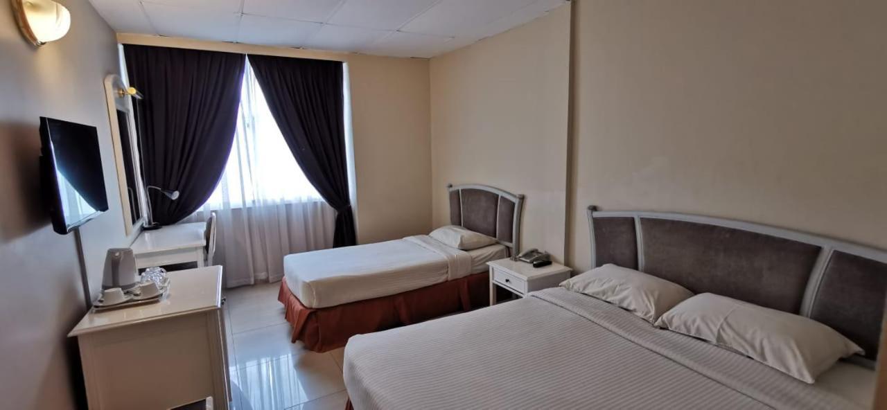 Legallery Suites Hotel Bandar Seri Begawan Buitenkant foto