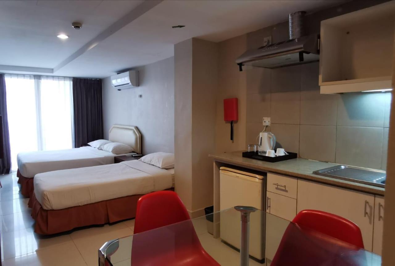 Legallery Suites Hotel Bandar Seri Begawan Buitenkant foto