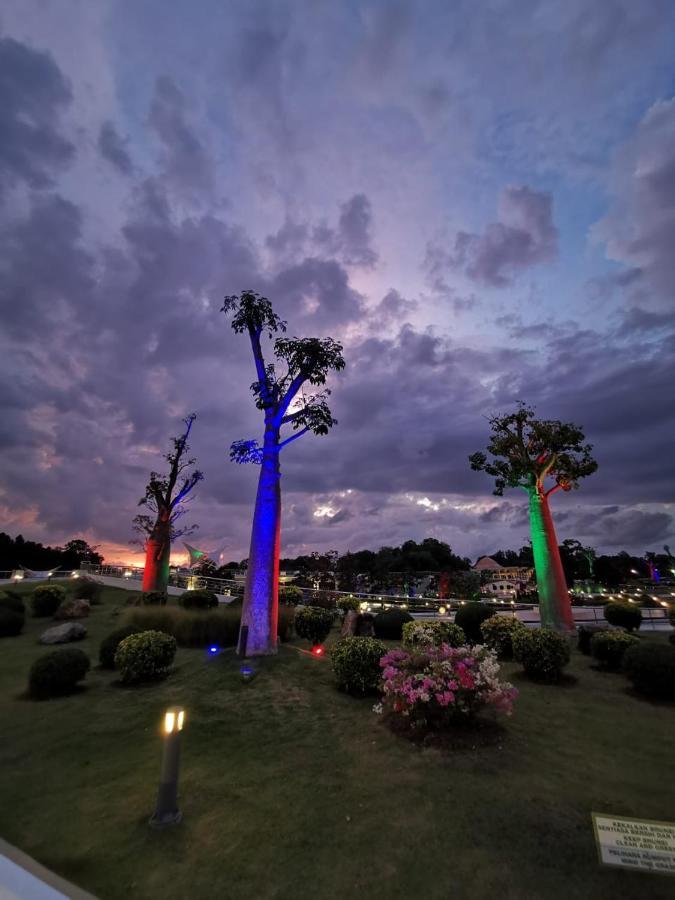 Legallery Suites Hotel Bandar Seri Begawan Buitenkant foto